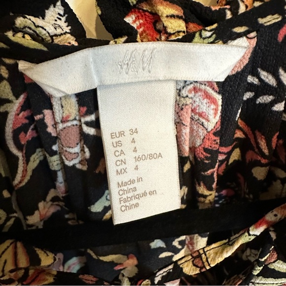 H&M Women’s Black Paisley Floral Ruffle Collar Peasant Boho Midi Dress Flowy 4 - Picture 2 of 10